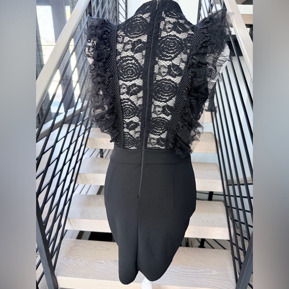 New Chic Black Lace V-Neck Dress size S - Picture 5 of 5